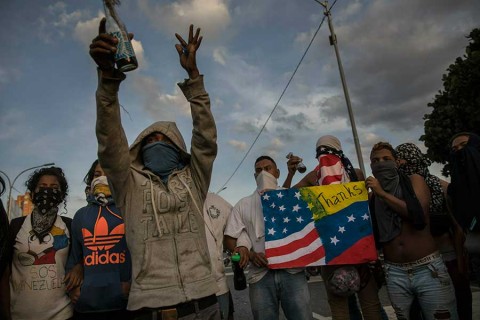 Envío de tropas a Venezuela es una opción, reitera Trump