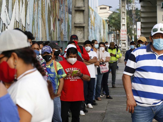 Ecuador elige nuevo presidente en medio de la pandemia