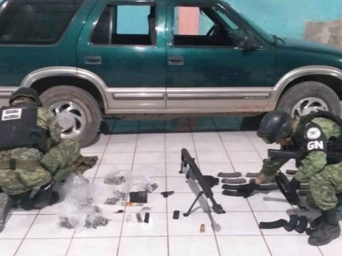 Guerrero - Aseguran vehículos, droga y armas en Guerrero 2266284